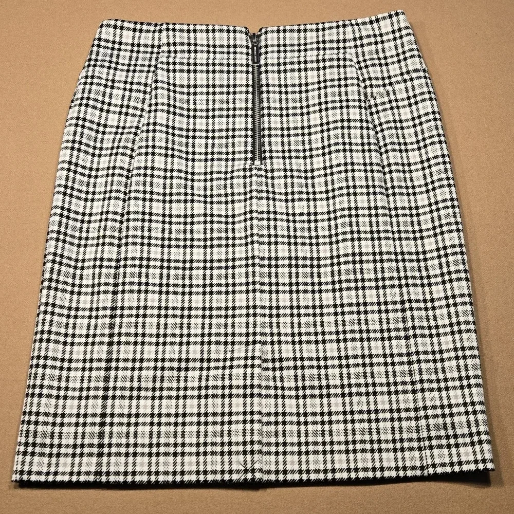 Michael Kors black & white plaid skirt